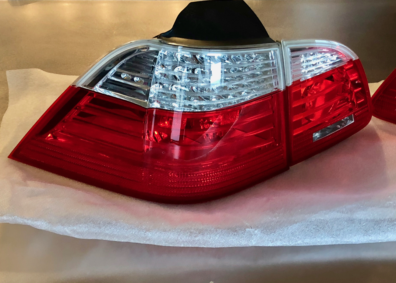 FS OE BMW E61 5Series Wagon LCI Taillamp set Forums